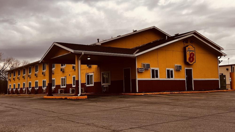 Super 8 By Wyndham Fremont Ne Motel Exterior foto